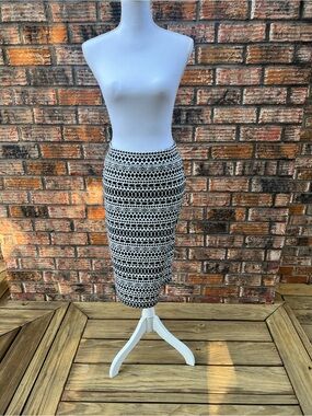 Renee C Black and White Patterned Pencil Skirt - Women's large